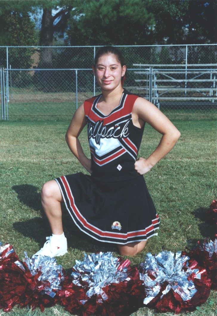 ./2006/Monica 21/cheering.jpg